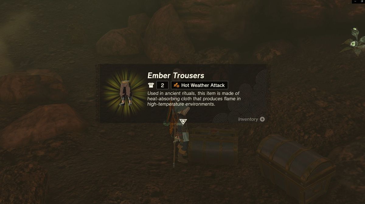 Link öppnar en kista som innehåller Ember Trousers i Miskos Cave of Chests i The Legend of Zelda: Tears of the Kingdom