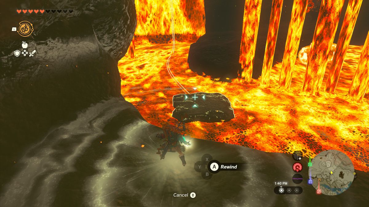 Link använder Recall för att ändra rörelsen för en stenplattform som simmar över lava i Zelda: Tears of the Kingdom