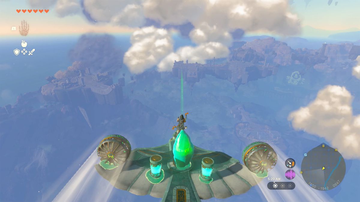 Link åker på ett Zonai-flygplan mot Ukoojisi Shrine i The Legend of Zelda: Tears of the Kingdom