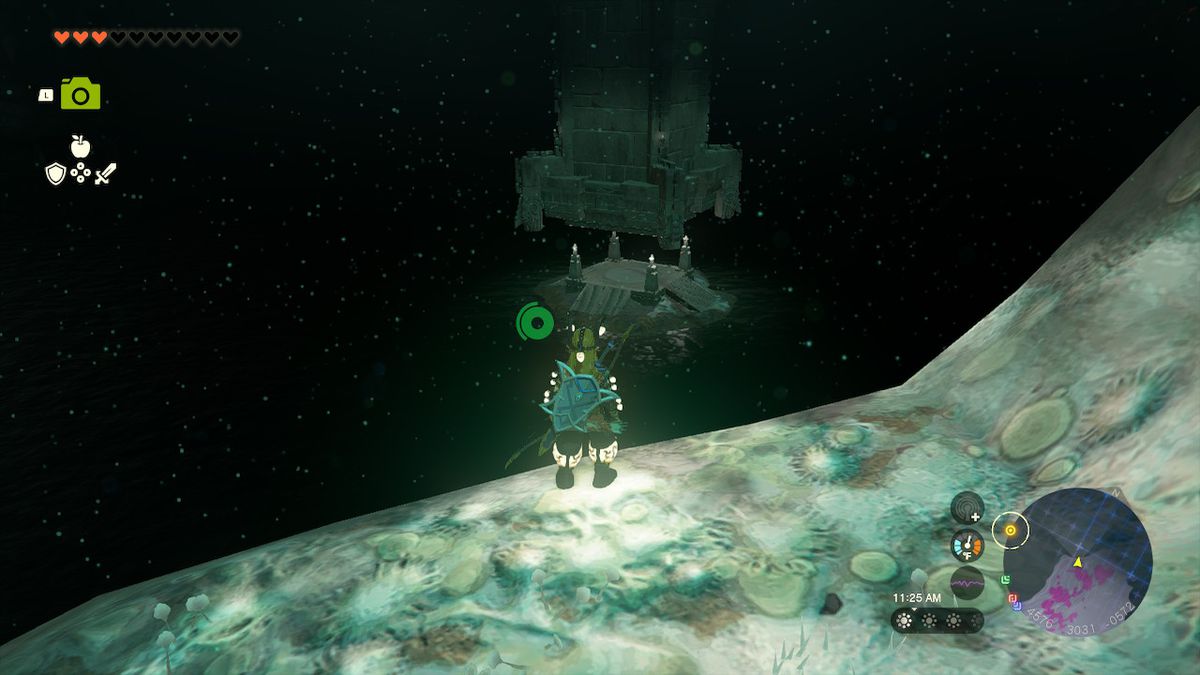 Link står på en klippa på väg att skärmflyga sig till monoliten i Zelda: Tears of the Kingdom