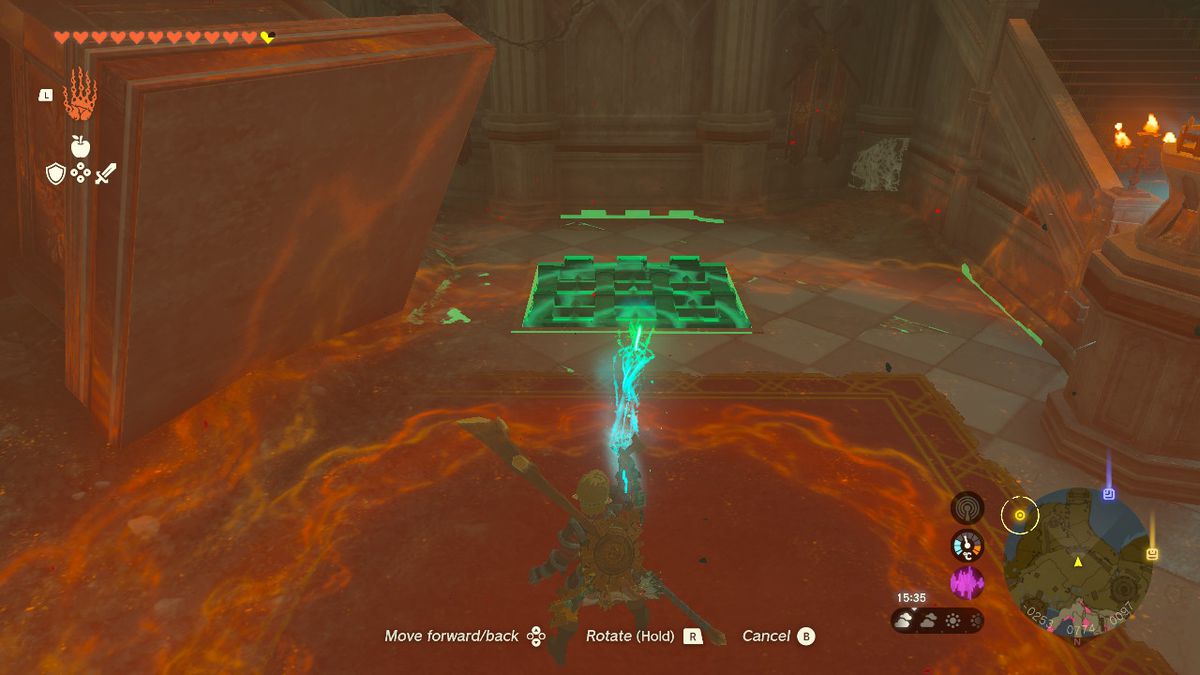 Link använder Ultrahand för att sväva en plattform i Hyrule i Zelda Tears of the Kingdom.