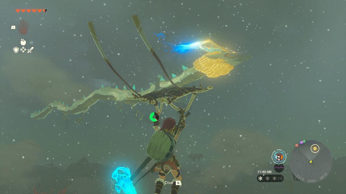 Länka skärmflyg nära Light Dragon upp i himlen i Zelda: Tears of the Kingdom