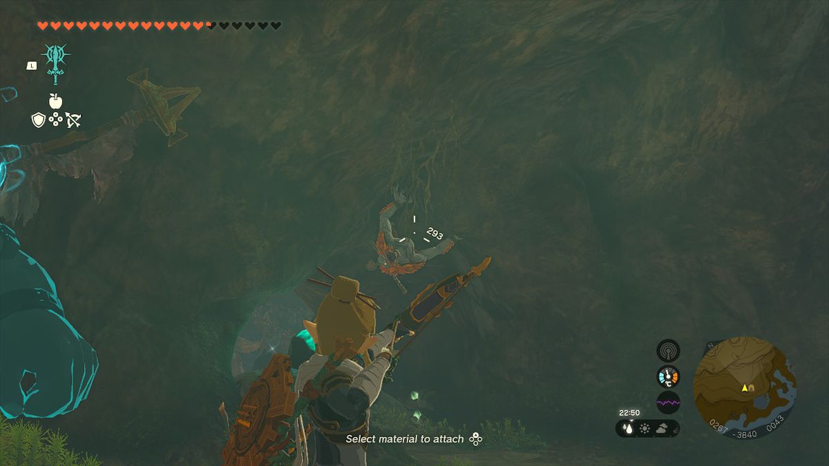Link skjuter en silverhorriblin i en grotta i Zelda Tears of the Kingdom.