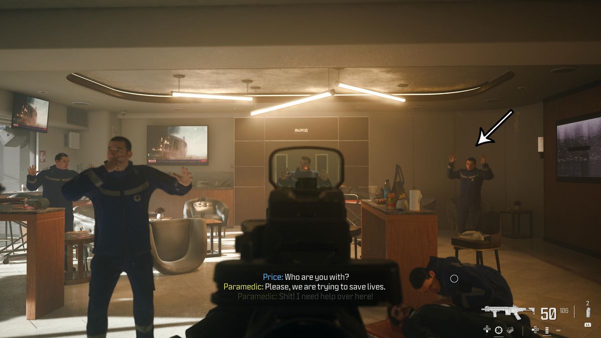 En pil pekar på en terrorist i förklädnad under Flashpoint-uppdraget i MW3.
