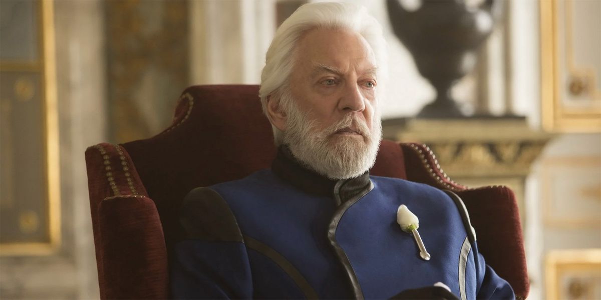 donald sutherland som president coriolanus snö i hungerspelets filmserie