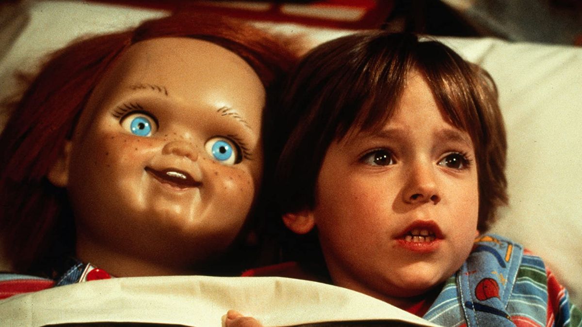 Andy (Alex Vincent) placerade sig i sängen med Chucky