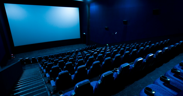 Större antitrustbeslut rensar vägen för filmstudior till egna teatrar