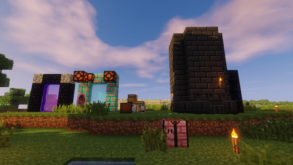 Flera portaler, kistor och en stor smedja i Minecraft