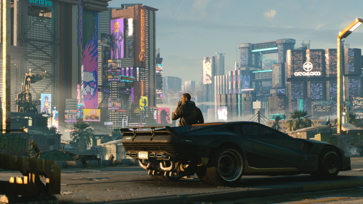Cyberpunk 2077 - V röker en cigarett utanför sin bil och tittar över Night City