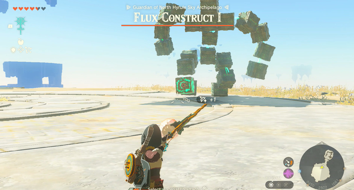 Fighting a Flux Construct Jag gjorde av block i Zelda: Tears of the Kingdom