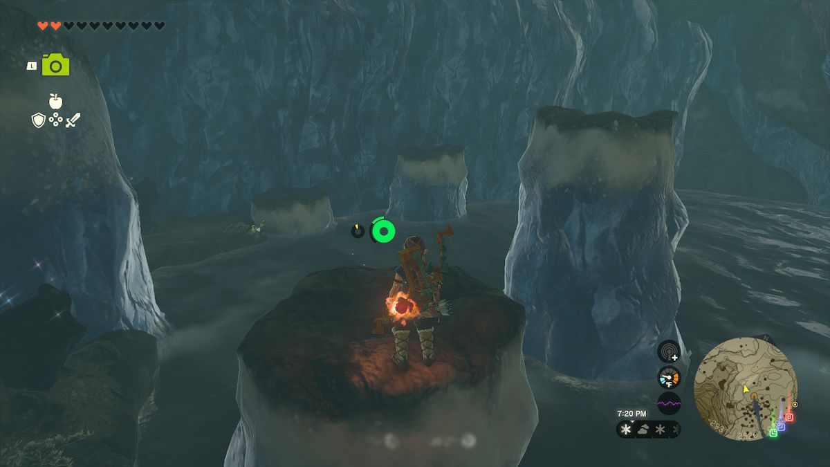 Link står på en isstruktur inne i en grotta i Zelda: Tears of the Kingdom