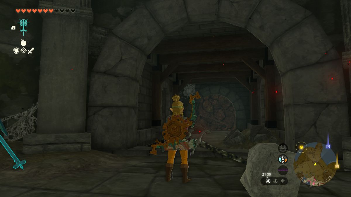 Link står utanför en tunnel i Hyrule och letar efter Soldier's Armor i Zelda Tears of the Kingdom.