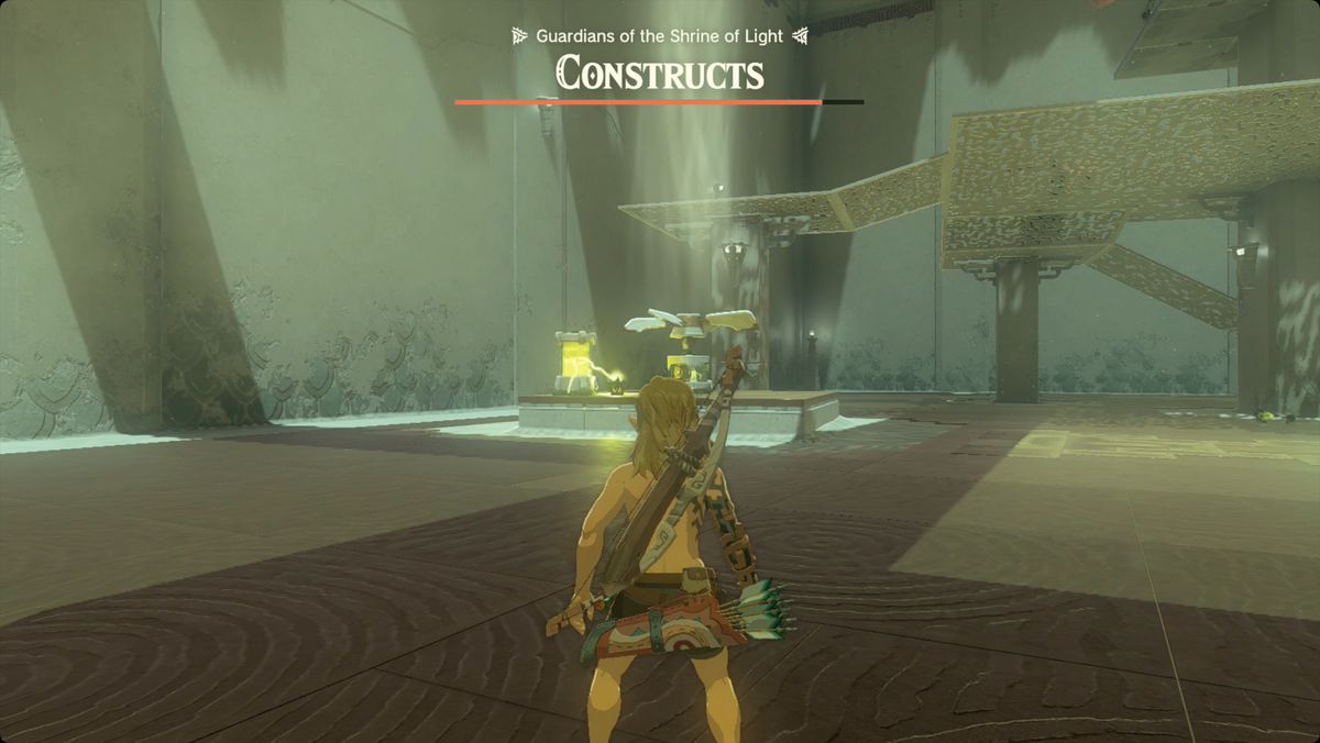 The Legend of Zelda: Tears of the Kingdom Link använder en Zonai-stötsändare för att driva en fläkt och ladda ett batteri i Nouda Shrine.