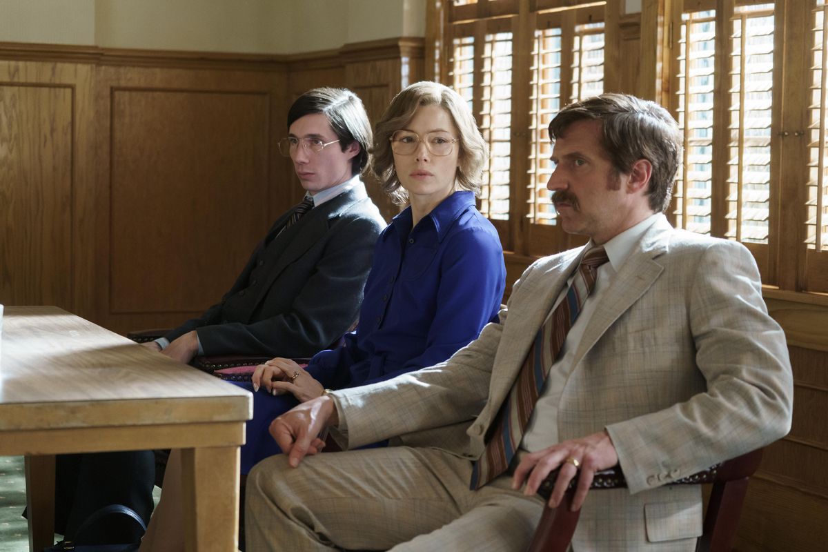 Candy (Jessica Biel) sits and looks to her side in court in a still from Hulu’s Candy