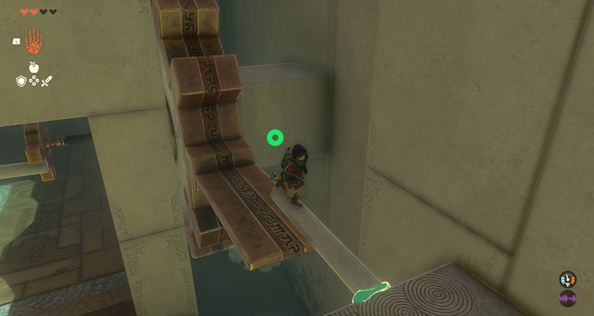 Länk som står på en stock på en plattform i The Legend of Zelda: Tears of the Kingdom