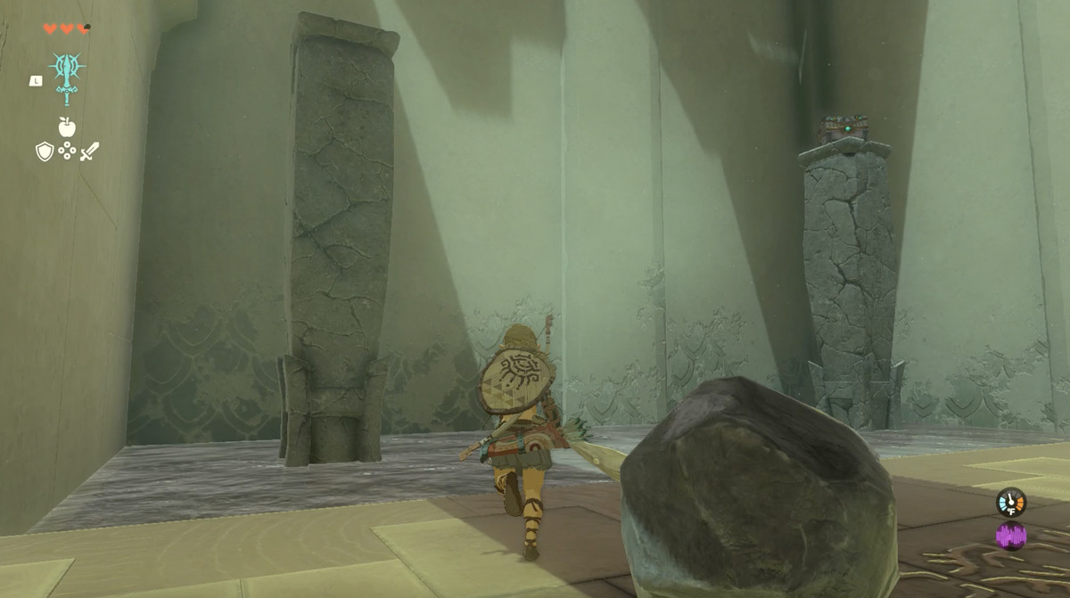 Link använder en gigantisk stenklubba i In-isa Shrine i Zelda Breath of the Wild.