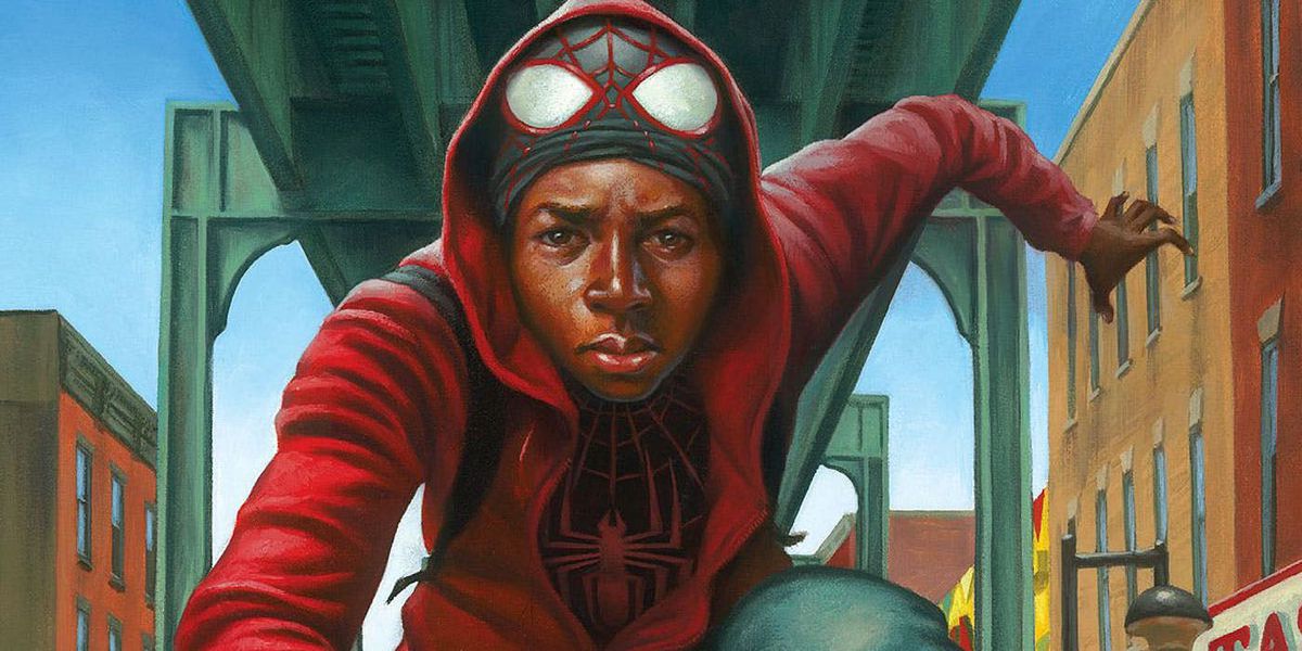 En detalj från en variant av omslaget till Spider-Men II #1, med en rynkad version av Miles Morales under New Yorks tågspår, iklädd sin Spider-Man-kostym med masken uppdragen för att avslöja hans ansikte, och en röd luvtröja över Kostymen