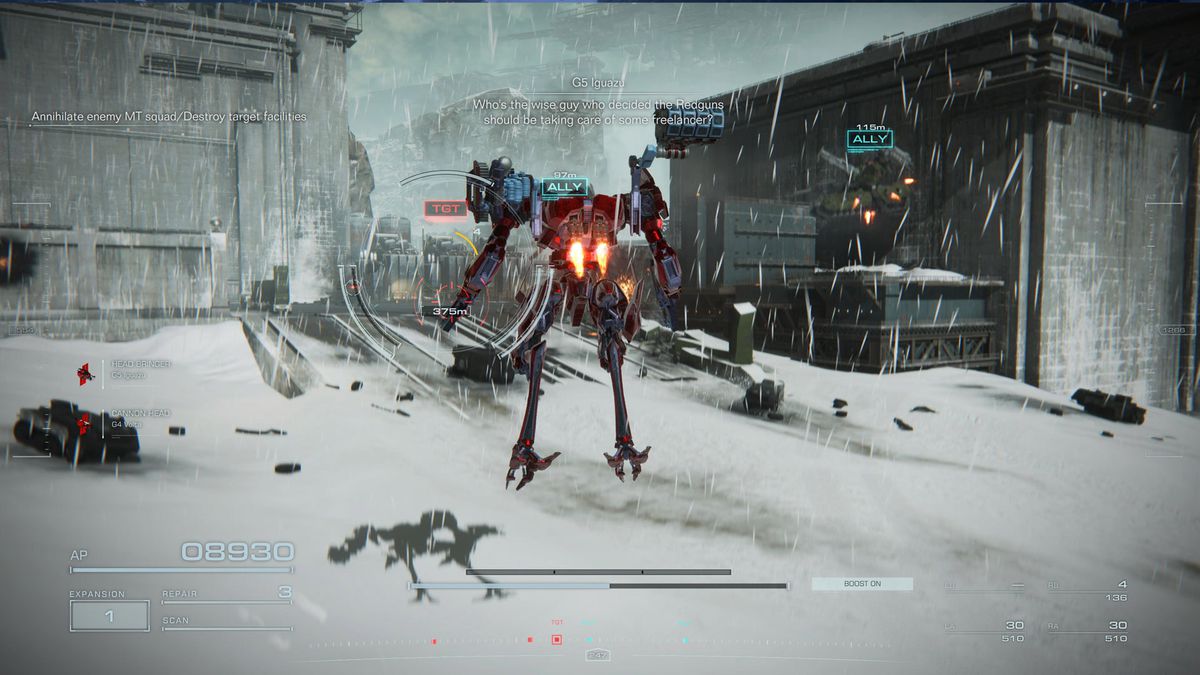 En mek svävar ovanför en snöig slätt och riktar sig mot mindre mek i Armored Core 6.