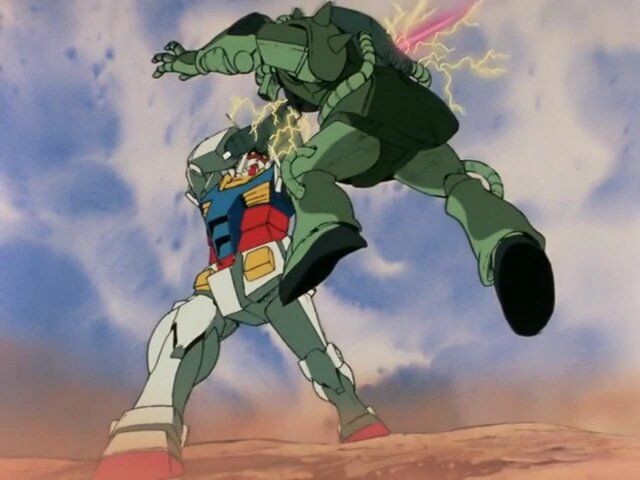 RX-78 Gundam genomborrar rustningen på en Zaku-mobildräkt med hjälp av sin balksabel.