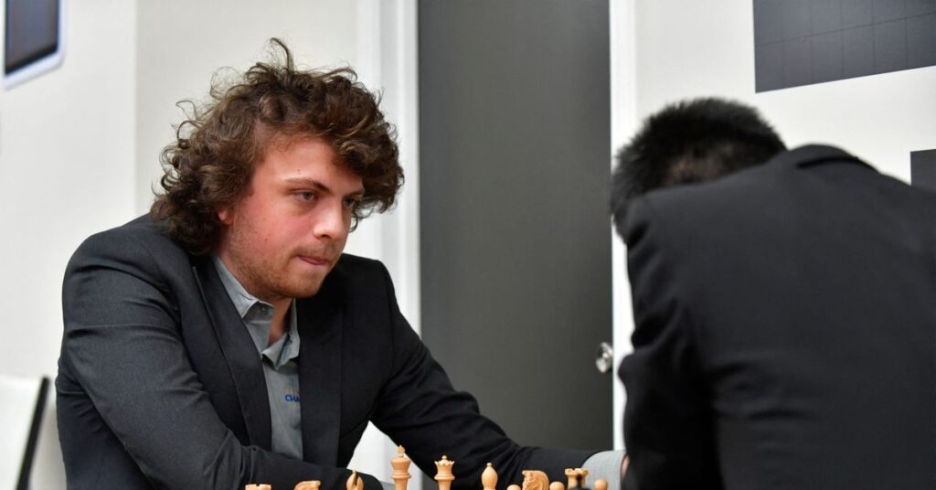Hans Niemann släpper $100 miljoner stämningsansökan mot Chess.com och Magnus Carlsen