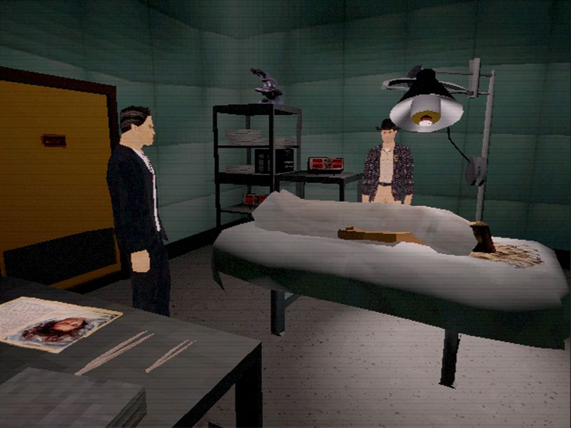 En skärmdump av Dale Cooper med sheriff Harry S. Truman i obduktionsrummet och tittar över Laura Palmer i Twin Peaks: Into The Night.