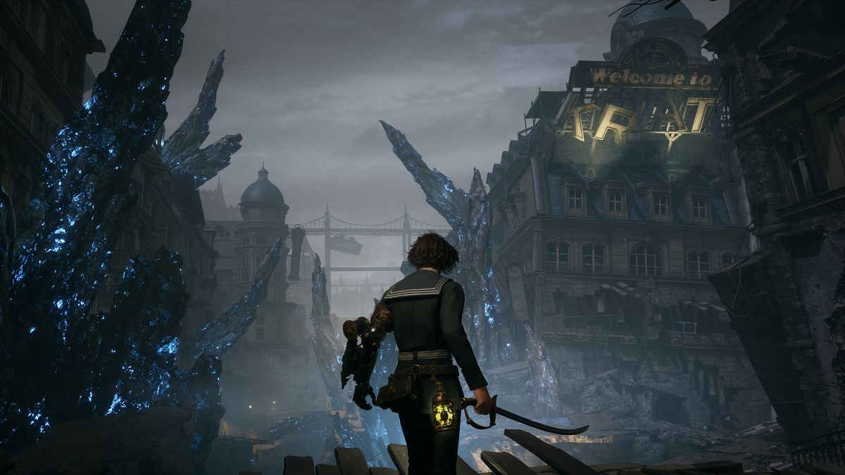 A shaggy man with a sword seen from behind in third-person gameplay runs into a spooky crystal-filled city in Lies of P