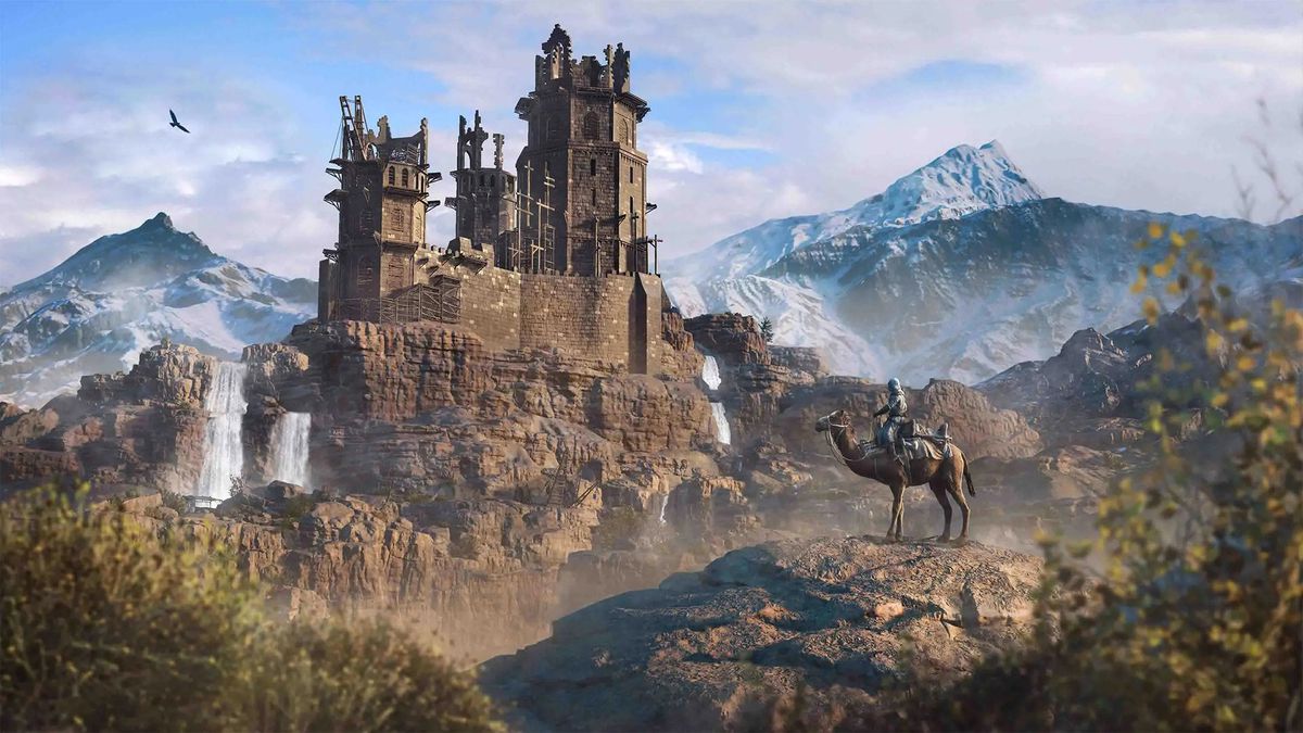 Från hästryggen tittar Basim upp på Alamut, hemfästningen för de gömda (mördarna) i Assassin's Creed Mirage