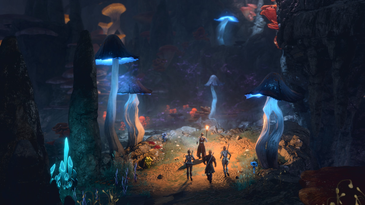 Fyra karaktärer från Baldur's Gate 3 går genom ett område upplyst av överdimensionerade blå självlysande svampar