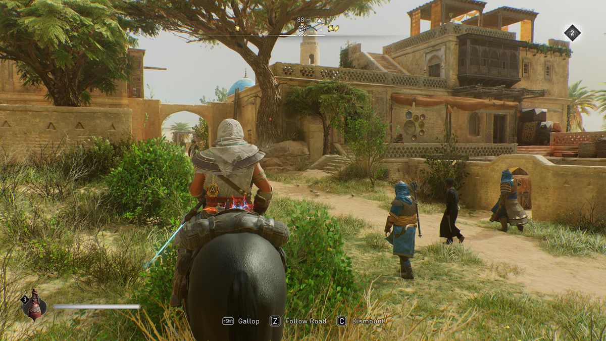 Basim rider på en häst mot en ordensmedlem som bär på en mystisk skärva i AC Mirage.
