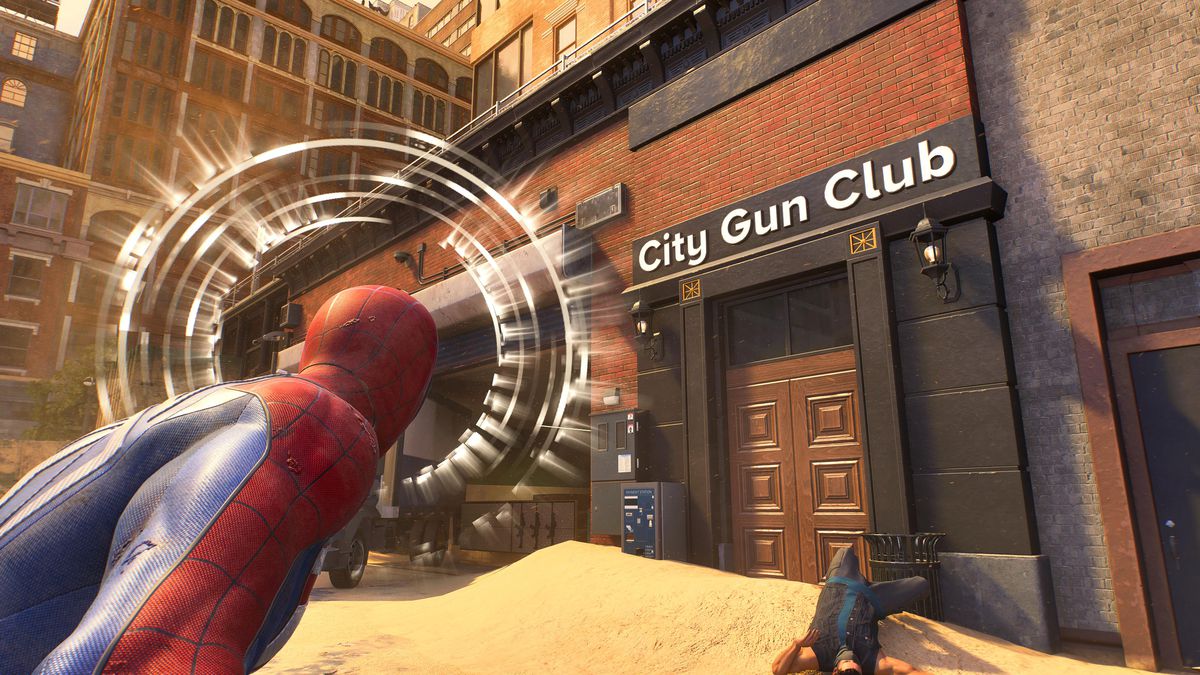 Spider-Mans spidey-sense larmar när han ser en skylt för City Gun Club i Spider-Man 2.