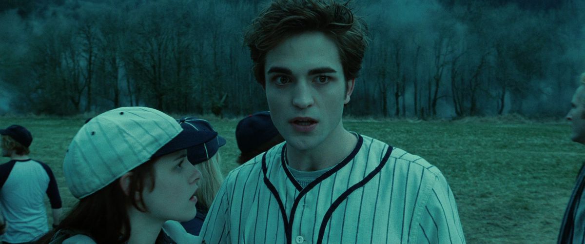 Robert Pattinsons Twilight-karaktär Edward spelar baseboll