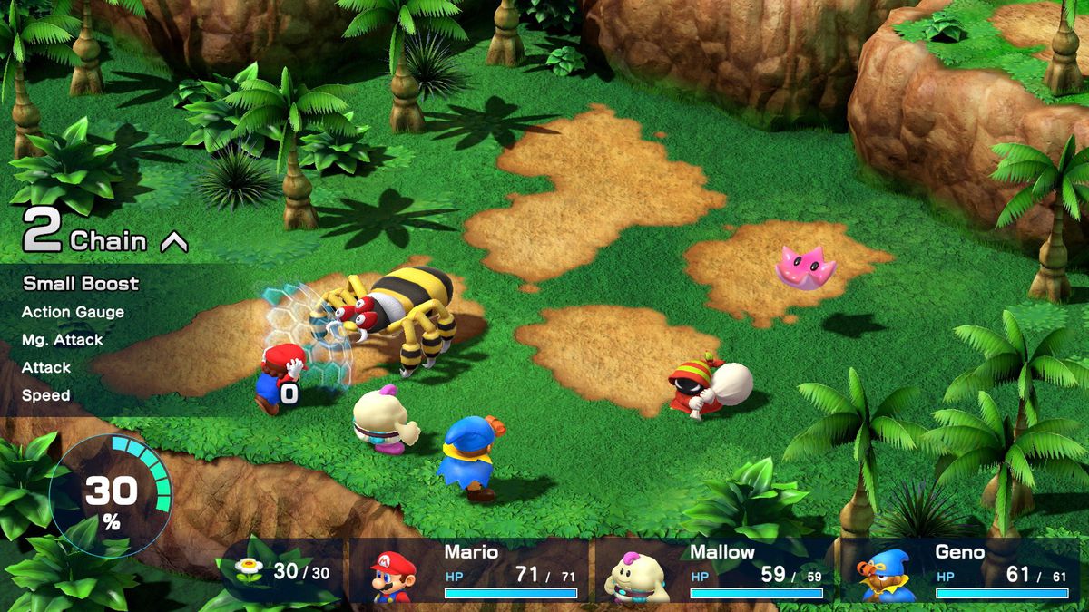 Mario, Mallow och Geno ställer upp i strid på ett isometriskt trädkantat slagfält mot en randig spindel i Super Mario RPG