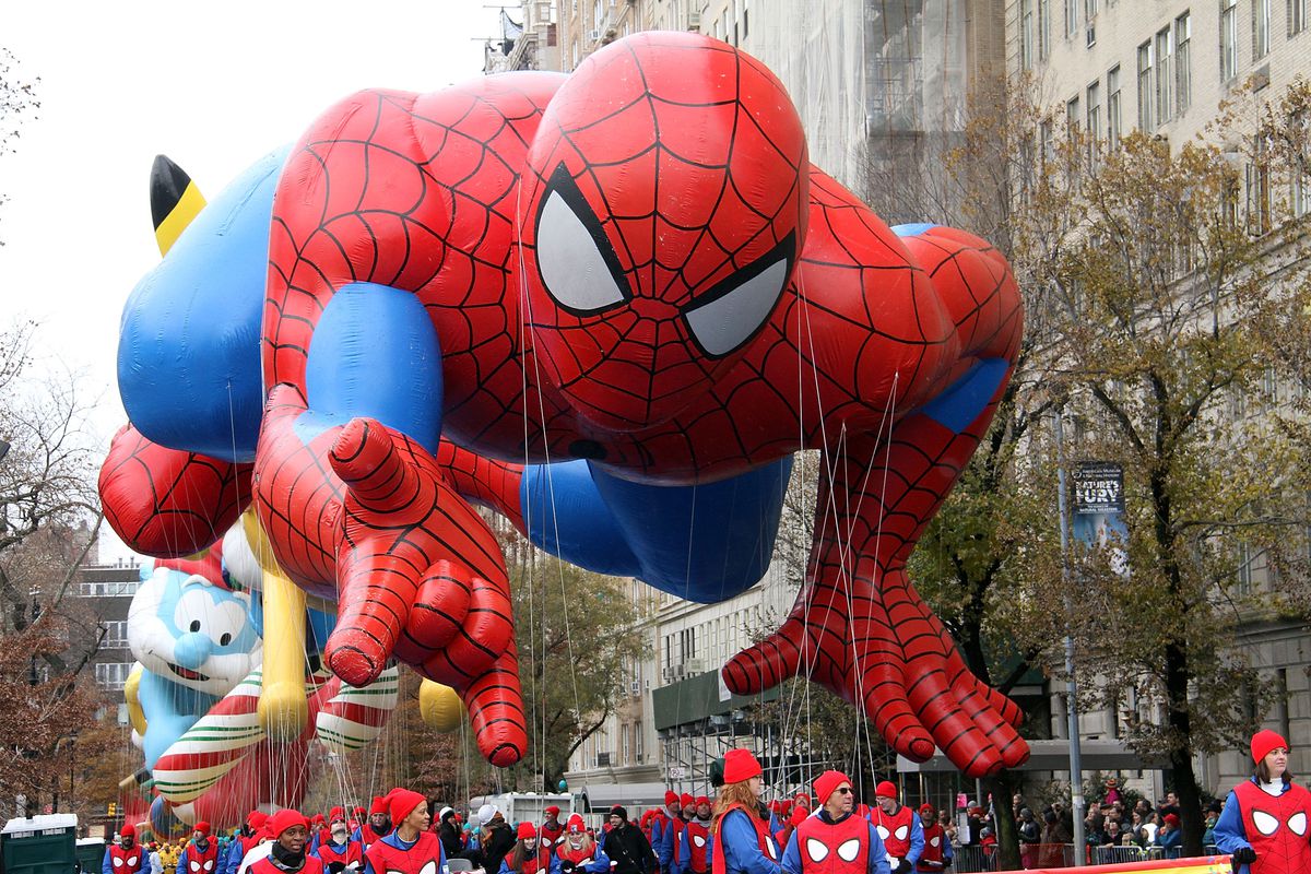 Spider-Man-ballongen vid den 88:e årliga Macy's Thanksgiving Day Parade