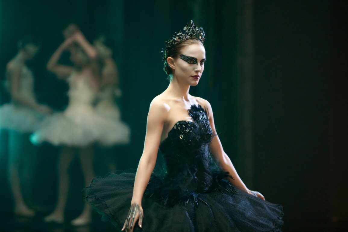 Natalie Portman som Svanedrottningen Nina Sayers i Black Swan.