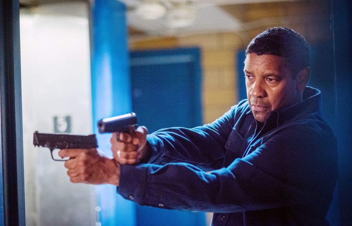 Denzel Washington dual-wields pistols in The Equalizer 2