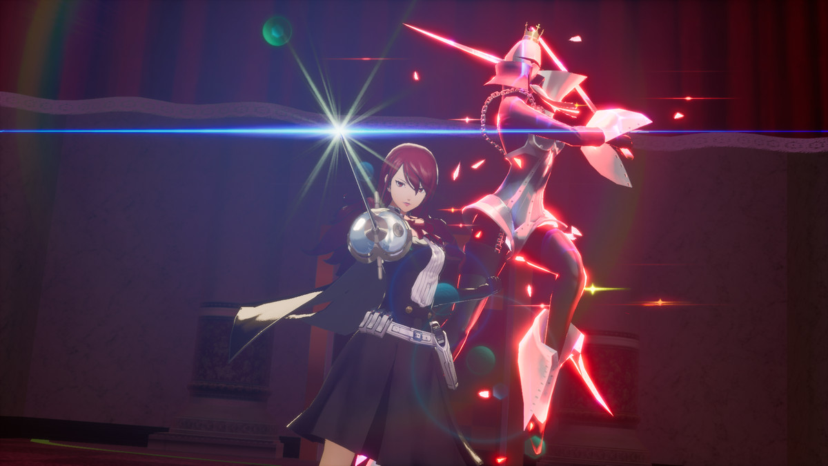 Mitsuru Kirijo viftar med en gripare, med sin persona stående bakom henne, i Persona 3 Reload
