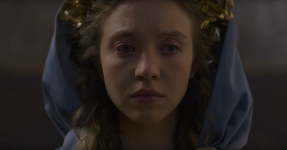 Sydney Sweeney är en gravid nunna i den här skräckfilmen i kloster