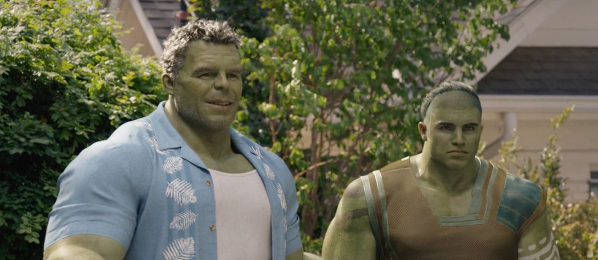 Hulk and Skaar stand next to each other in Jennifer Walter’s backyard in a shot from She-Hulk: Attorney at Law