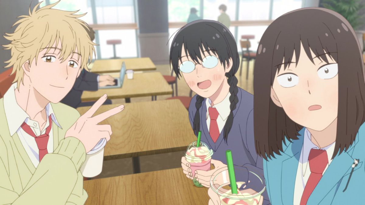 (LR) En blondhårig anime-pojke (Sosuke), en svarthårig anime-tjej med flätor och glasögon (Makoto) och en brunhårig anime-tjej (Mitsumi) stirrar fram på deras bild som tas i Skip and Loafer.