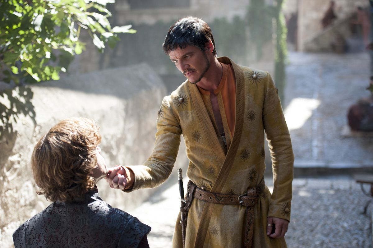 Pedro Pascal as Oberyn Martell and Peter Dinklage as Tyrion Lannister in Game of Thrones