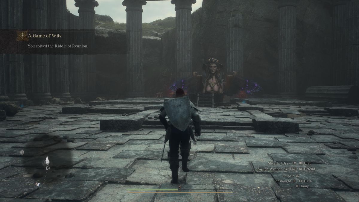 A Dragon’s Dogma 2 hero walks toward the Sphinx in the Riddle of Reunion for the “A Game of Wits” side quest.