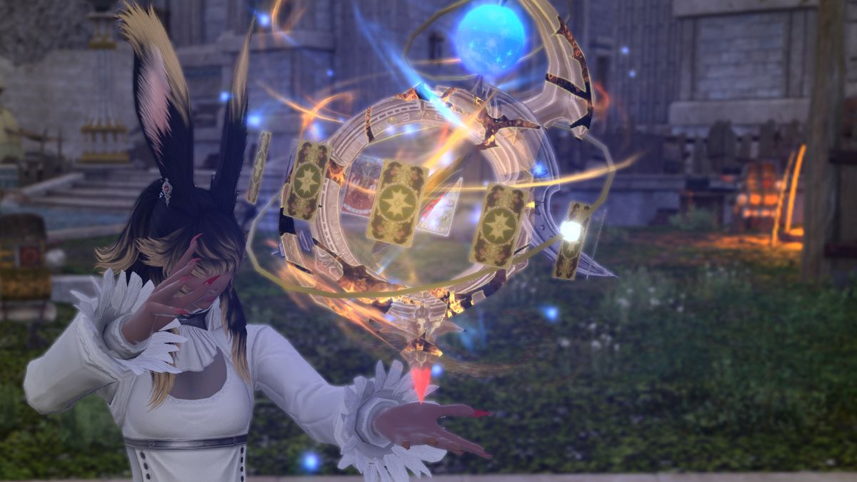 A Viera casts a spell using a golden glowing Astrologian globe
