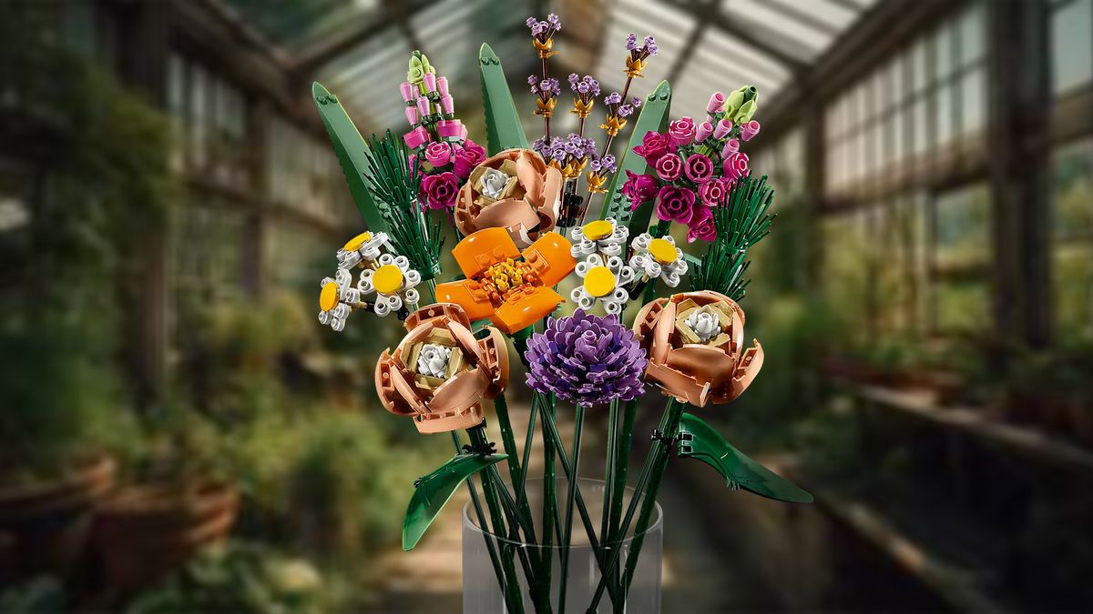 A stock photo of the Lego Icons Flower Bouquet 